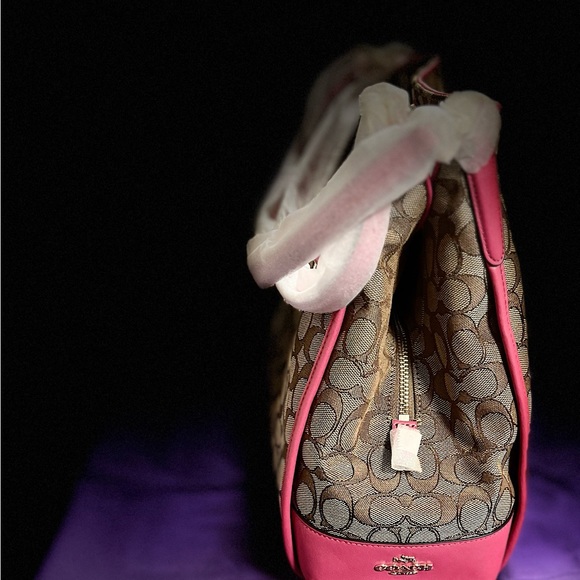 NEW large Coach purse with hot pink trim - Picture 3 of 8